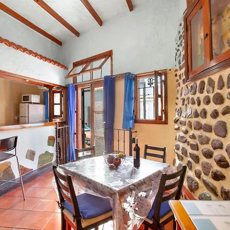 Casa Cueva Martin * Carrizal