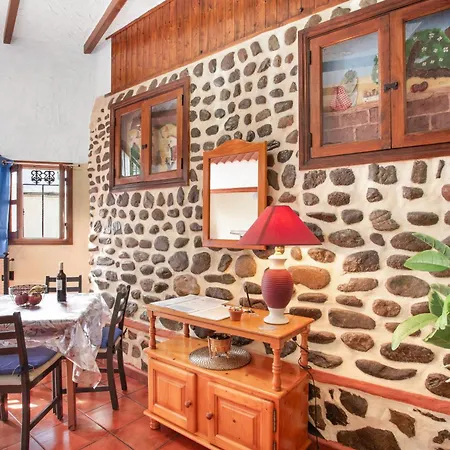 Casa Cueva Martin * Carrizal